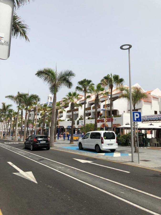 Beachfront Apartment アロナ エクステリア 写真