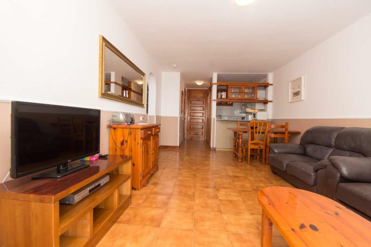 Beachfront Apartment アロナ エクステリア 写真